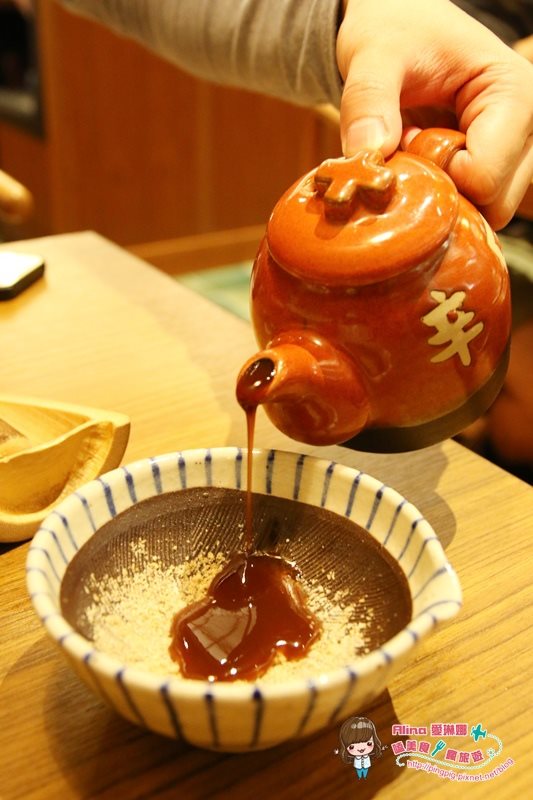 【台北食記】勝勢日式豬排 伊勢路 明太子爆漿與黑豚里肌大對決 @Alina 愛琳娜 【台北食記】勝勢日式豬排 伊勢路 明太子爆漿與黑豚里肌大對決 @Alina 愛琳娜