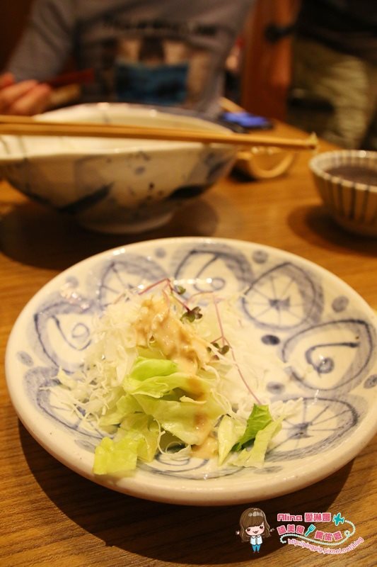 【台北食記】勝勢日式豬排 伊勢路 明太子爆漿與黑豚里肌大對決 @Alina 愛琳娜 【台北食記】勝勢日式豬排 伊勢路 明太子爆漿與黑豚里肌大對決 @Alina 愛琳娜