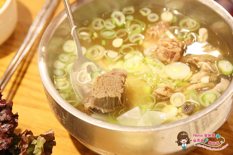 【首爾美食】長壽本家排骨 明洞47年烤韓牛老店 排骨湯清甜清爽 @Alina 愛琳娜