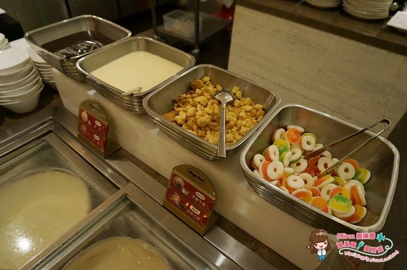 【台北美食】寒舍艾麗吃到飽自助吧Buffet 老饕牛排配海膽義大利麵 @Alina 愛琳娜 【台北美食】寒舍艾麗吃到飽自助吧Buffet 老饕牛排配海膽義大利麵 @Alina 愛琳娜