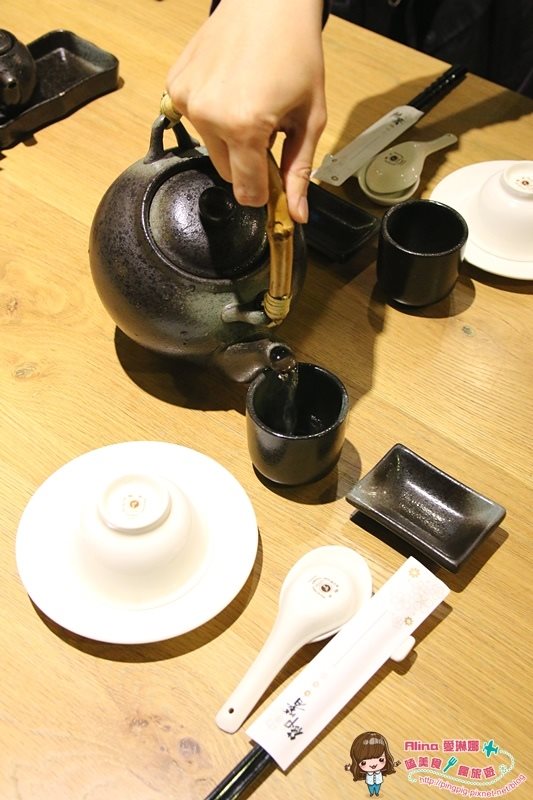 【宜蘭美食】竹創意料理-礁溪溫泉民宿冒煙的石頭台式無菜單料理 @Alina 愛琳娜