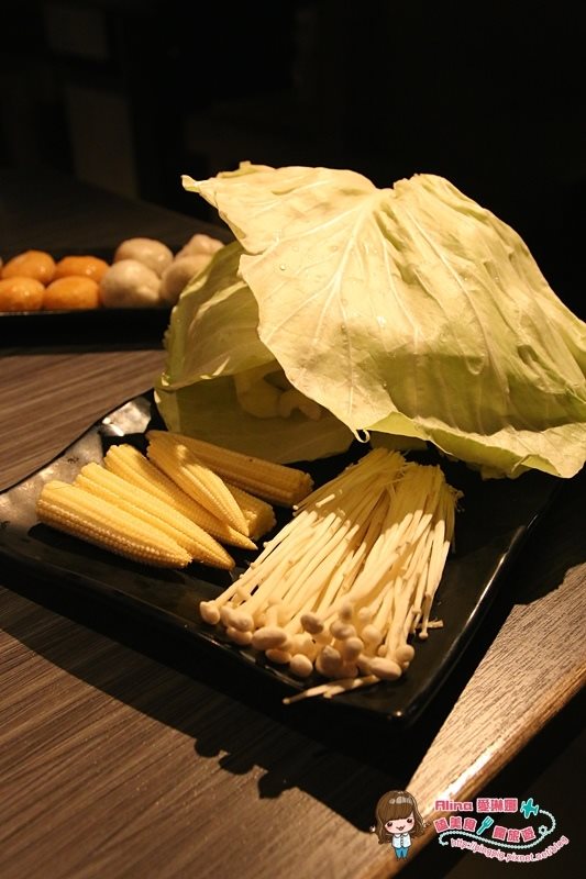 【台北美食】醉麻辣 安格斯牛麻辣火鍋吃到飽,配哈根達斯冰淇淋 @Alina 愛琳娜 【台北美食】醉麻辣 安格斯牛麻辣火鍋吃到飽,哈根達斯冰淇淋口味多