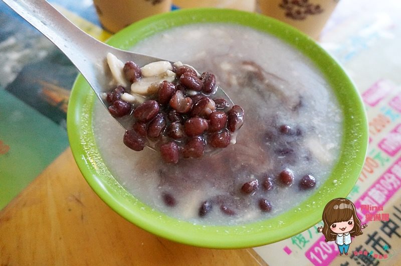 【花蓮美食】廟口紅茶 ｜鋼管紅茶蛋餅早餐,台式馬卡龍小西點必買 @Alina 愛琳娜