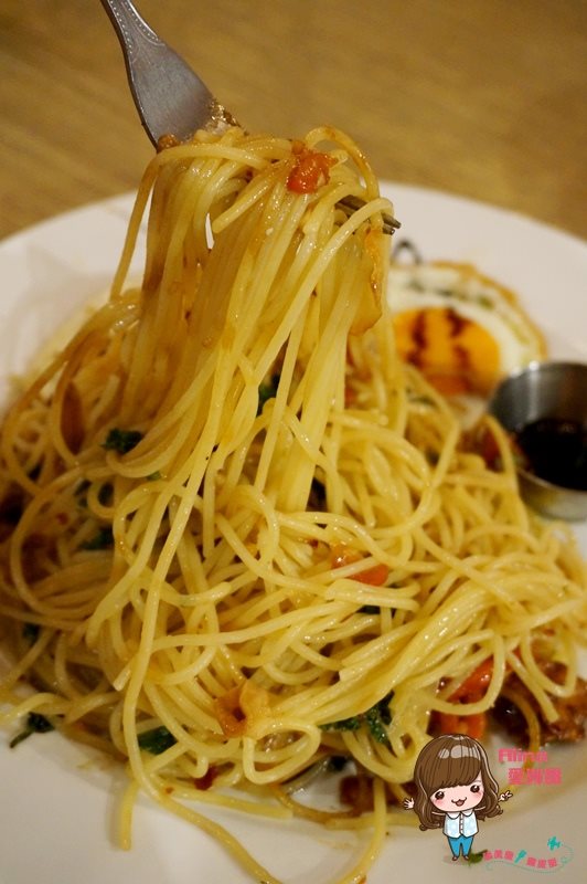 【台北美食】Miacucina義式蔬食料理內湖店｜最愛三種起士帕尼尼 @Alina 愛琳娜