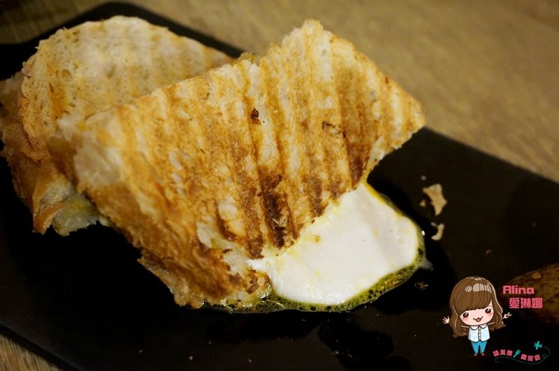 【台北美食】Miacucina義式蔬食料理內湖店｜最愛三種起士帕尼尼 @Alina 愛琳娜