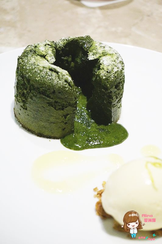 【台北美食】咖朵熱蛋糕專賣店 抹茶控大推的抹茶熔岩巧克力 @Alina 愛琳娜 【台北美食】咖朵熱蛋糕專賣店 抹茶控大推的抹茶熔岩巧克力 @Alina 愛琳娜