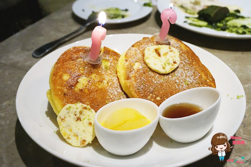 【台北美食】咖朵熱蛋糕專賣店 抹茶控大推的抹茶熔岩巧克力 @Alina 愛琳娜 【台北美食】咖朵熱蛋糕專賣店 抹茶控大推的抹茶熔岩巧克力 @Alina 愛琳娜