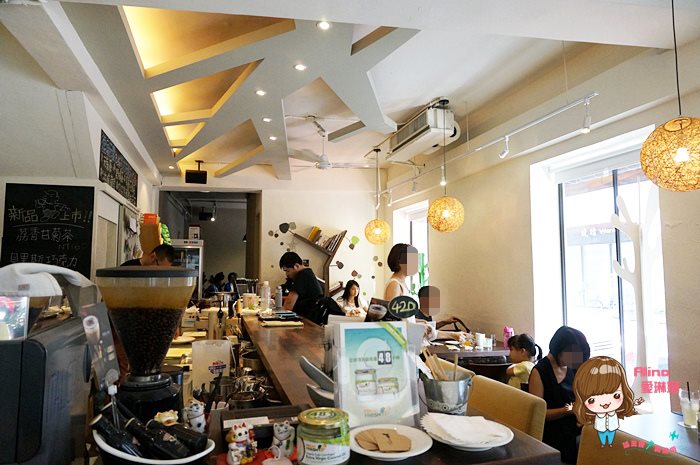 【台北咖啡館】科技大樓 Pillow Cafe 用餐不限時+免費插座 @Alina 愛琳娜