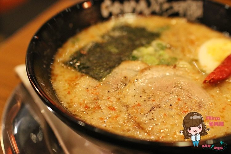 【台北食記】花月嵐松山車站CITYLINK店 大蒜拳骨白濃豚骨拉麵 @Alina 愛琳娜 【台北食記】花月嵐松山車站CITYLINK店 大蒜拳骨白濃豚骨拉麵 @Alina 愛琳娜