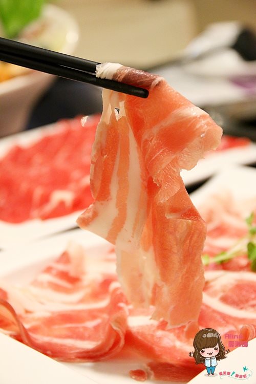 【新店美食】鮮境涮涮鍋 主打雙人套餐好優惠,霜降牛肉薄嫩好吃 @Alina 愛琳娜 【新店美食】鮮境涮涮鍋 主打雙人套餐好優惠,霜降牛肉薄嫩好吃 @Alina 愛琳娜