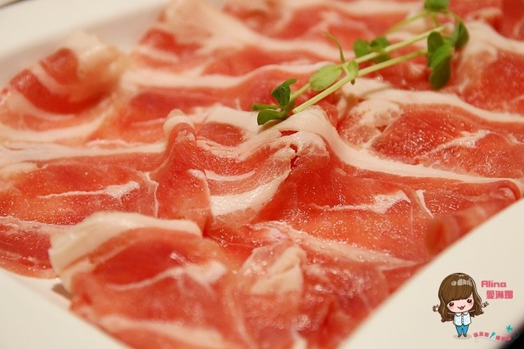 【新店美食】鮮境涮涮鍋 主打雙人套餐好優惠,霜降牛肉薄嫩好吃 @Alina 愛琳娜 【新店美食】鮮境涮涮鍋 主打雙人套餐好優惠,霜降牛肉薄嫩好吃 @Alina 愛琳娜