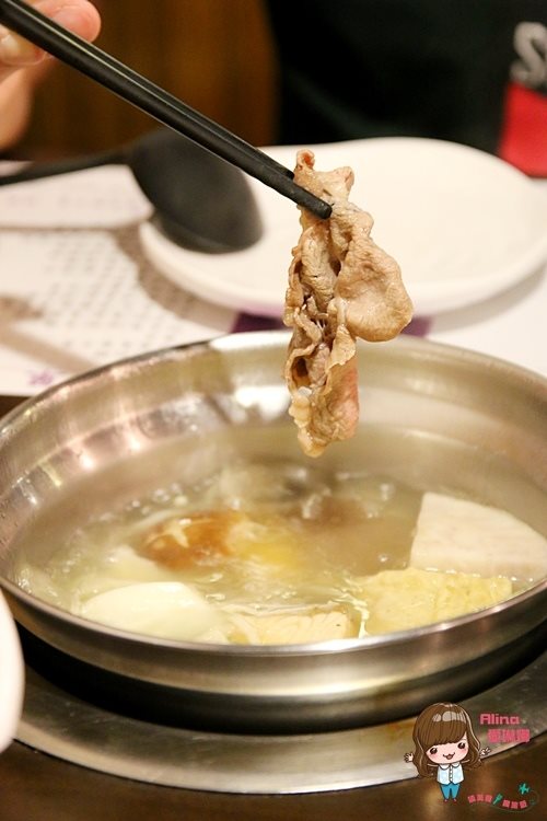 【新店美食】鮮境涮涮鍋 主打雙人套餐好優惠，霜降牛肉薄嫩好吃 @Alina 愛琳娜