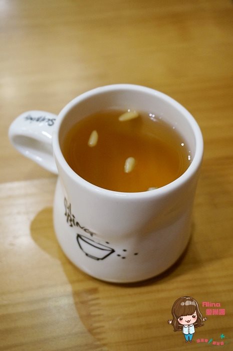 【首爾美食】雪冰東大門店 Sulbing草莓煉乳雪花冰,紅豆麻糬好Q彈 @Alina 愛琳娜