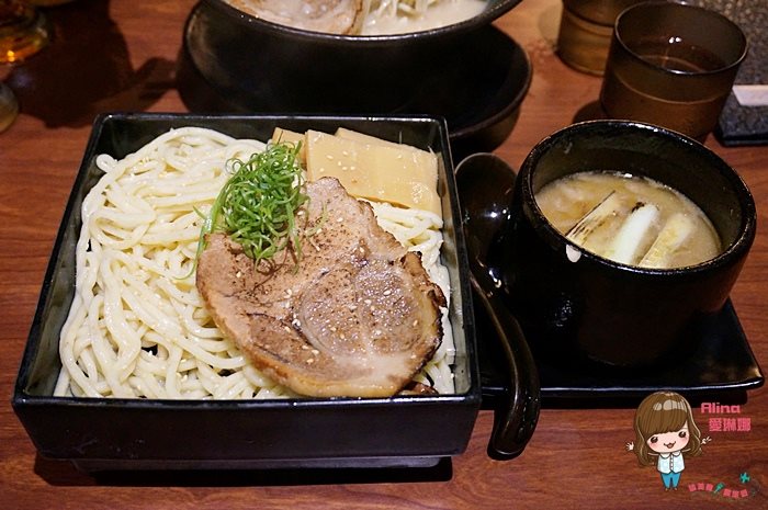 【台北美食】鷹流拉麵 らーめん 美肌拉麵始祖,超極香濃日式沾麵 @Alina 愛琳娜 【台北美食】鷹流拉麵 らーめん 美肌拉麵始祖,超極香濃日式沾麵 @Alina 愛琳娜