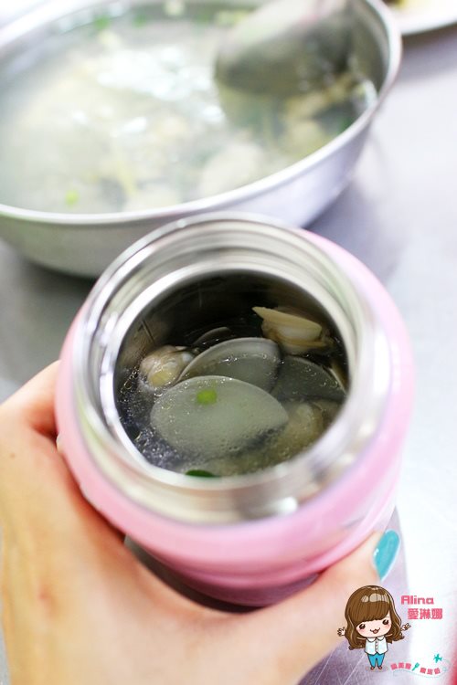 【基隆美食】基隆南北小吃 在地人激推紅糟肉蒜泥鮮蚵，夠味好吃 @Alina 愛琳娜