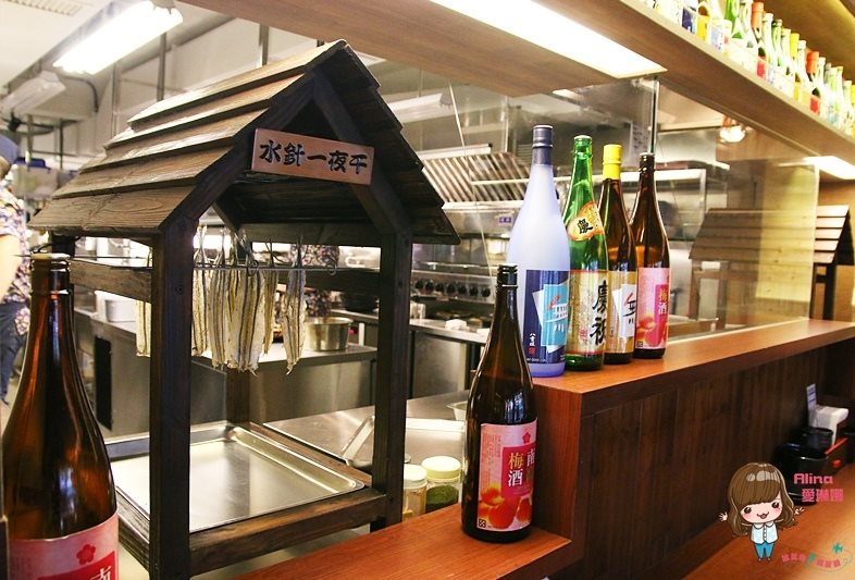 【台北美食】狗一下居食酒屋｜巨大明蝦毛毛蟲壽司被明太子淹沒 @Alina 愛琳娜