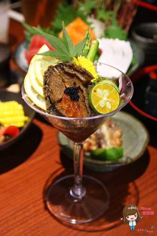 【台北美食】狗一下居食酒屋｜巨大明蝦毛毛蟲壽司被明太子淹沒 @Alina 愛琳娜