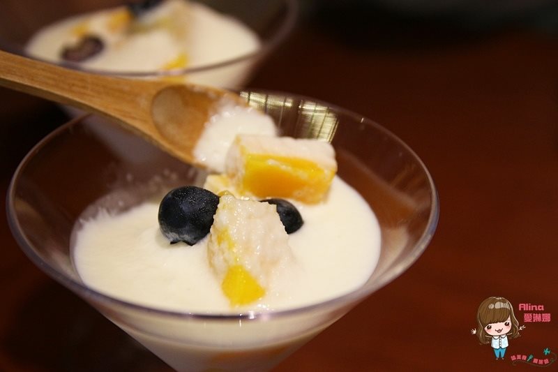 【台北美食】狗一下居食酒屋｜巨大明蝦毛毛蟲壽司被明太子淹沒 @Alina 愛琳娜
