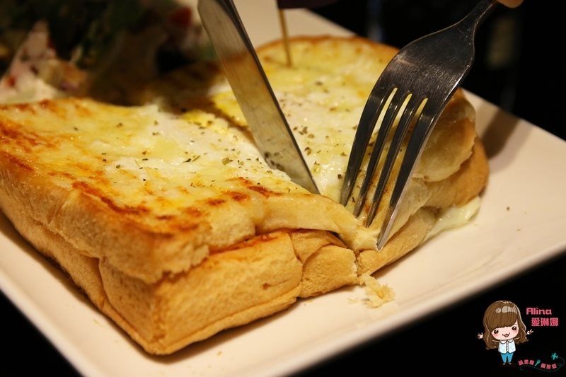 【台北美食】HoWINE CAFE 德式餐酒館，美酒佳餚微醺放鬆 @Alina 愛琳娜