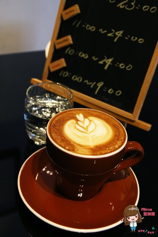 【台北美食】HoWINE CAFE 德式餐酒館，美酒佳餚微醺放鬆 @Alina 愛琳娜
