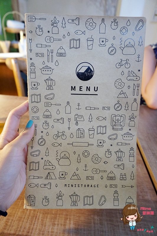【台北美食】儲房咖啡館 造咖裡吃輕食下午茶，還有家鄉味咖哩飯 @Alina 愛琳娜