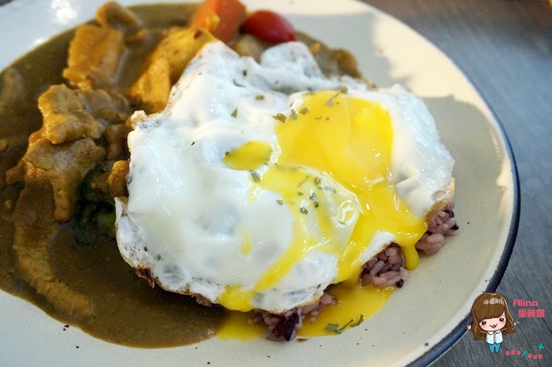 【台北美食】儲房咖啡館 造咖裡吃輕食下午茶,還有家鄉味咖哩飯 @Alina 愛琳娜 【台北美食】儲房咖啡館 造咖裡吃輕食下午茶,還有家鄉味咖哩飯 @Alina 愛琳娜