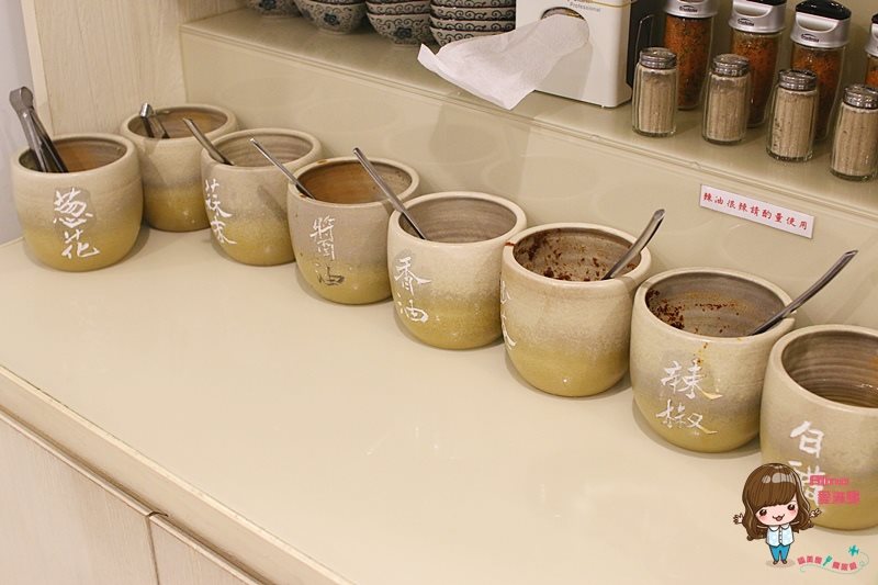 【台北食記】十二籃螃蟹火鍋 秋蟹沙公海陸粥火鍋,秋天吃最鮮美 @Alina 愛琳娜 【台北食記】十二籃螃蟹火鍋 秋蟹沙公海陸粥火鍋,秋天吃最鮮美 @Alina 愛琳娜