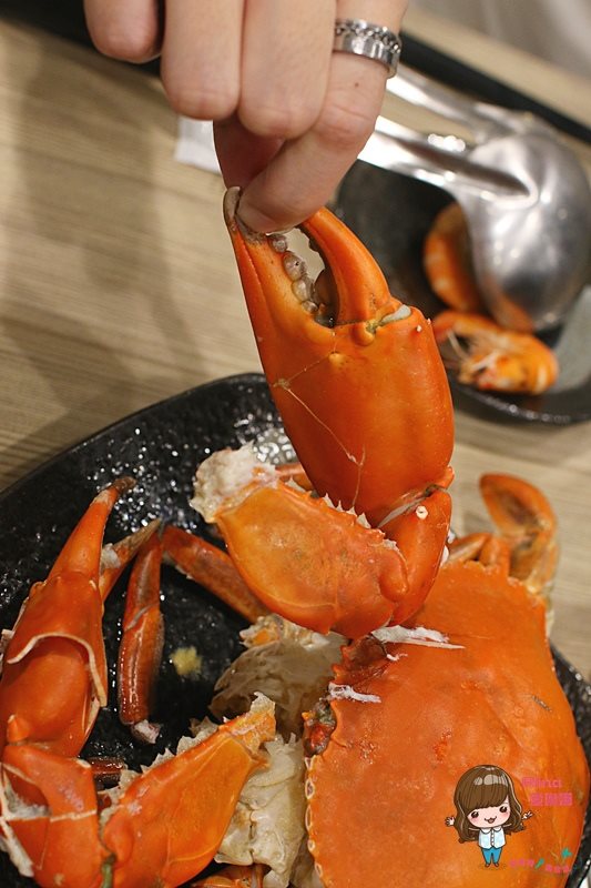 【台北食記】十二籃螃蟹火鍋 秋蟹沙公海陸粥火鍋，秋天吃最鮮美 @Alina 愛琳娜
