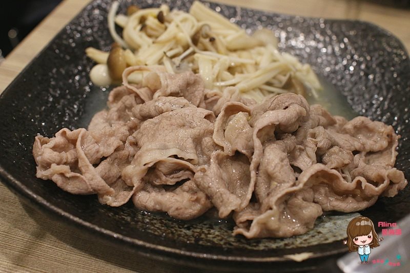 【台北食記】十二籃螃蟹火鍋 秋蟹沙公海陸粥火鍋,秋天吃最鮮美 @Alina 愛琳娜 【台北食記】十二籃螃蟹火鍋 秋蟹沙公海陸粥火鍋,秋天吃最鮮美 @Alina 愛琳娜