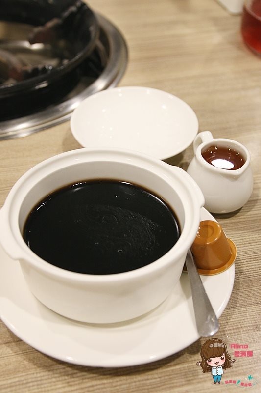 【台北食記】十二籃螃蟹火鍋 秋蟹沙公海陸粥火鍋,秋天吃最鮮美 @Alina 愛琳娜 【台北食記】十二籃螃蟹火鍋 秋蟹沙公海陸粥火鍋,秋天吃最鮮美 @Alina 愛琳娜