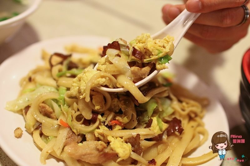 【台北食記】芙蓉山西刀削麵之家｜平價好吃牛肉捲餅豆沙鍋餅 @Alina 愛琳娜