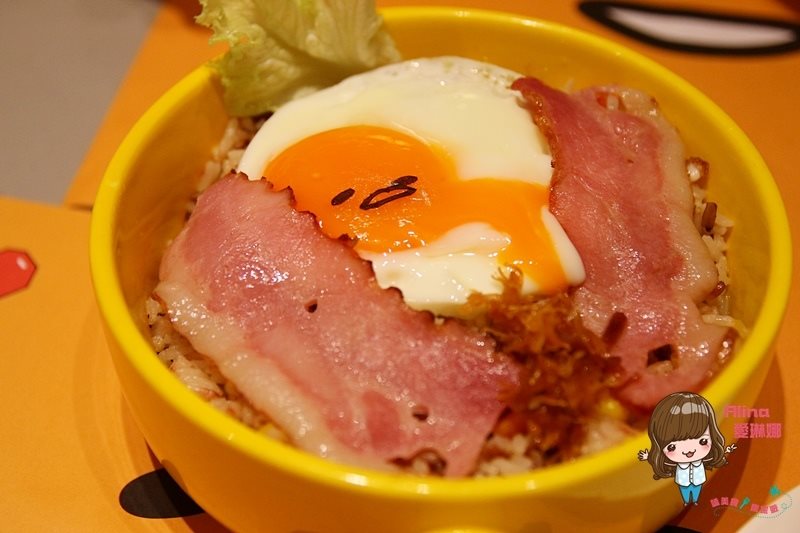 【香港美食】尖沙咀奌心代表 港式飲茶｜蛋黃哥黃金流沙包好療癒 @Alina 愛琳娜