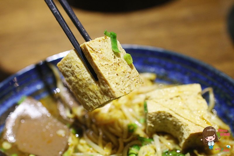【台北美食】勝面 麻辣牛肉拉麵 精燉牛肉拉麵 鮮嫩牛肉片帶著花椒獨特香氣 香麻夠味 @Alina 愛琳娜 【台北美食】勝面 麻辣牛肉拉麵 精燉牛肉拉麵 鮮嫩牛肉片帶著花椒獨特香氣 香麻夠味 @Alina 愛琳娜