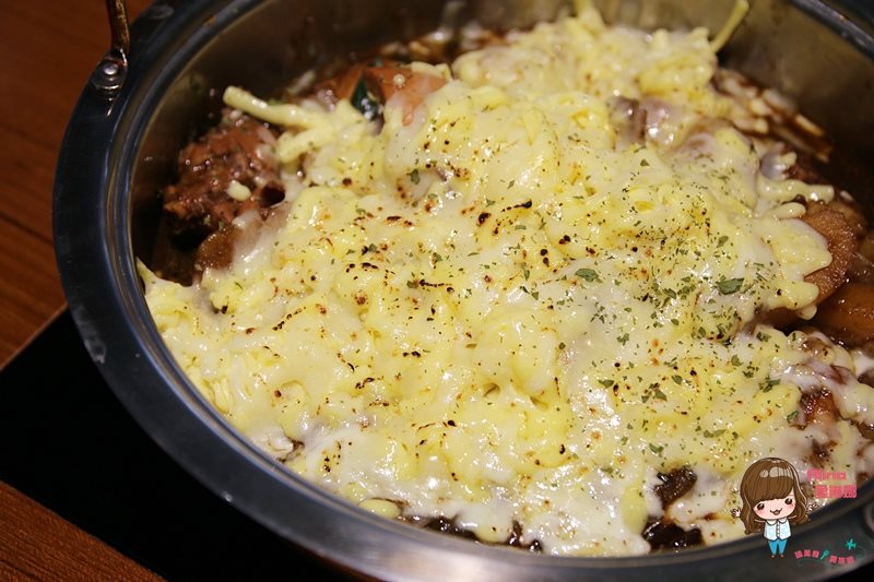 【台北食記】一道氏燉雞 韓式紅燒醬油起司燉雞,加點炒飯吃飽點 @Alina 愛琳娜 【台北食記】一道氏燉雞 韓式紅燒醬油起司燉雞,加點炒飯吃飽點 @Alina 愛琳娜