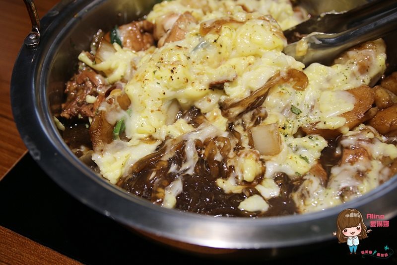 【台北食記】一道氏燉雞 韓式紅燒醬油起司燉雞,加點炒飯吃飽點 @Alina 愛琳娜 【台北食記】一道氏燉雞 韓式紅燒醬油起司燉雞,加點炒飯吃飽點 @Alina 愛琳娜