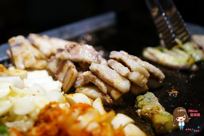 【台北美食】娘子韓食 八色豬五花韓式烤肉、辣味海鮮鍋 @Alina 愛琳娜