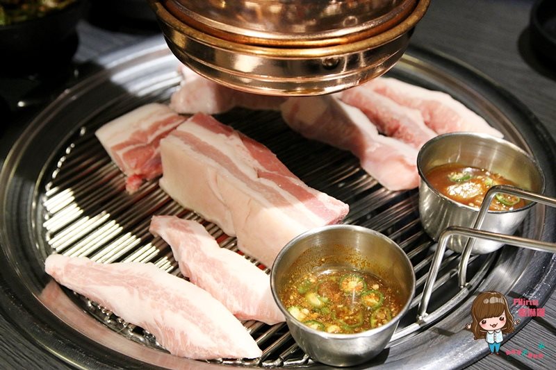 【首爾美食】弘大 401烤肉-Running Man HAHA的烤肉店 @Alina 愛琳娜