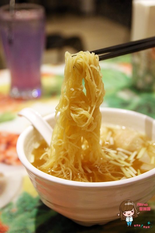 【香港美食】銅鑼灣麵檔 食尚玩家省港奇兵推薦,香酥脆皮牛腩片 @Alina 愛琳娜 【香港美食】銅鑼灣麵檔 食尚玩家省港奇兵推薦,香酥脆皮牛腩片 @Alina 愛琳娜