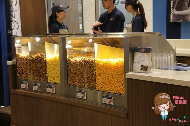 【台北食記】世貿101 Garrett Popcorn 芝加哥味爆米花比香港便宜 @Alina 愛琳娜 【台北食記】世貿101 Garrett Popcorn 芝加哥味爆米花比香港便宜 @Alina 愛琳娜