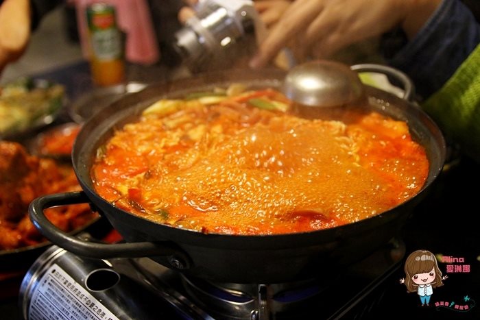 【台北食記】Pocha韓式熱炒 起司噴火雞，起司雞蛋捲牽絲好吃 @Alina 愛琳娜