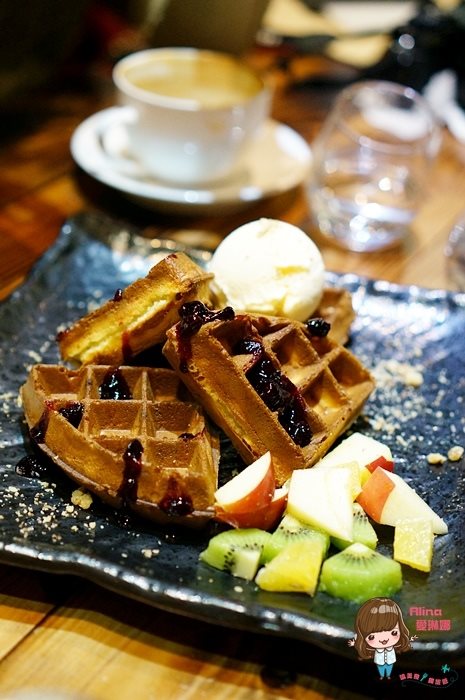 【台北咖啡廳】Remember Me 記得我 Cafe 工業風咖啡廳鬆餅好吃 @Alina 愛琳娜 【台北咖啡廳】Remember Me 記得我 Cafe 工業風咖啡廳鬆餅好吃 @Alina 愛琳娜