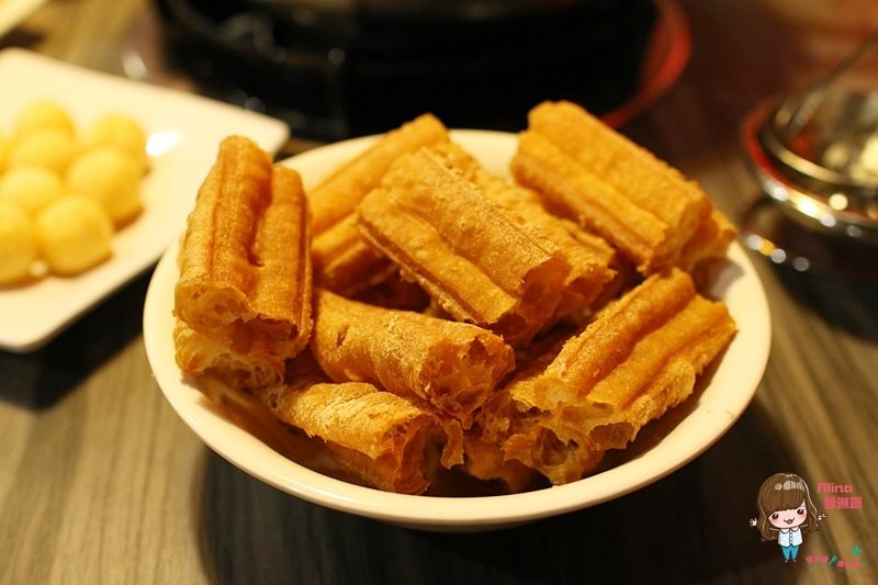 【台北美食】福記紅白鍋 HOKI 麻辣鍋香麻濃郁,八德路宵夜美食 @Alina 愛琳娜 【台北美食】福記紅白鍋 HOKI 麻辣鍋香麻濃郁,八德路宵夜美食 @Alina 愛琳娜