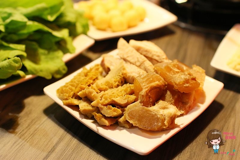 【台北美食】福記紅白鍋 HOKI 麻辣鍋香麻濃郁,八德路宵夜美食 @Alina 愛琳娜 【台北美食】福記紅白鍋 HOKI 麻辣鍋香麻濃郁,八德路宵夜美食 @Alina 愛琳娜