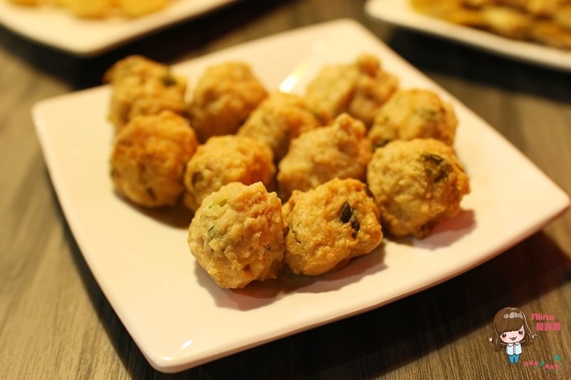 【台北美食】福記紅白鍋 HOKI 麻辣鍋香麻濃郁,八德路宵夜美食 @Alina 愛琳娜 【台北美食】福記紅白鍋 HOKI 麻辣鍋香麻濃郁,八德路宵夜美食 @Alina 愛琳娜