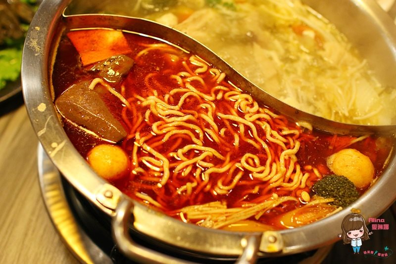 【台北美食】福記紅白鍋 HOKI 麻辣鍋香麻濃郁，八德路宵夜美食 @Alina 愛琳娜