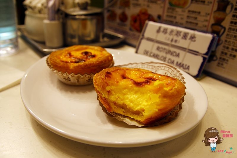 【香港美食】銅鑼灣澳門茶餐廳 豬扒豬仔包、乾炒公仔麵+鴛鴦奶茶 @Alina 愛琳娜