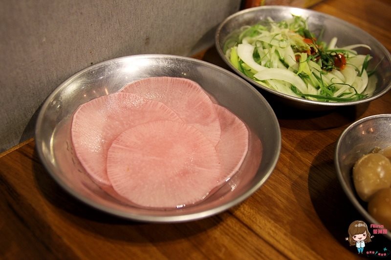 【台北美食】滋滋咕嚕 藝人納豆開的韓式烤肉店，起司年糕好吃 @Alina 愛琳娜