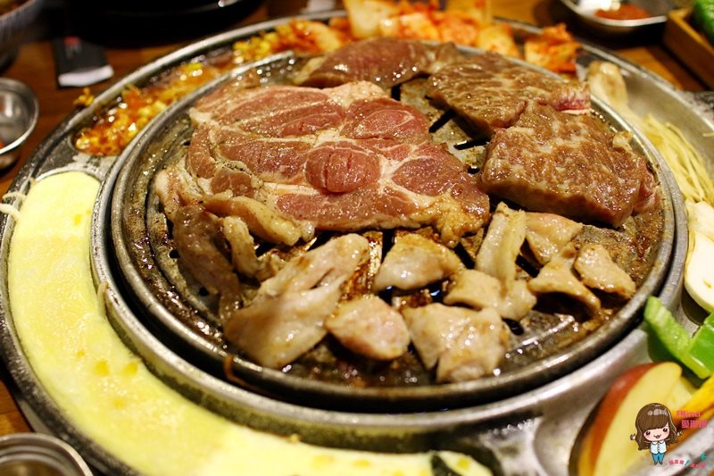 【台北美食】滋滋咕嚕 藝人納豆開的韓式烤肉店，起司年糕好吃 @Alina 愛琳娜