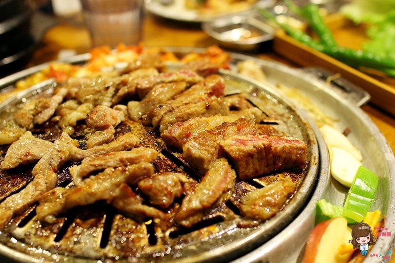 【台北美食】滋滋咕嚕 藝人納豆開的韓式烤肉店，起司年糕好吃 @Alina 愛琳娜