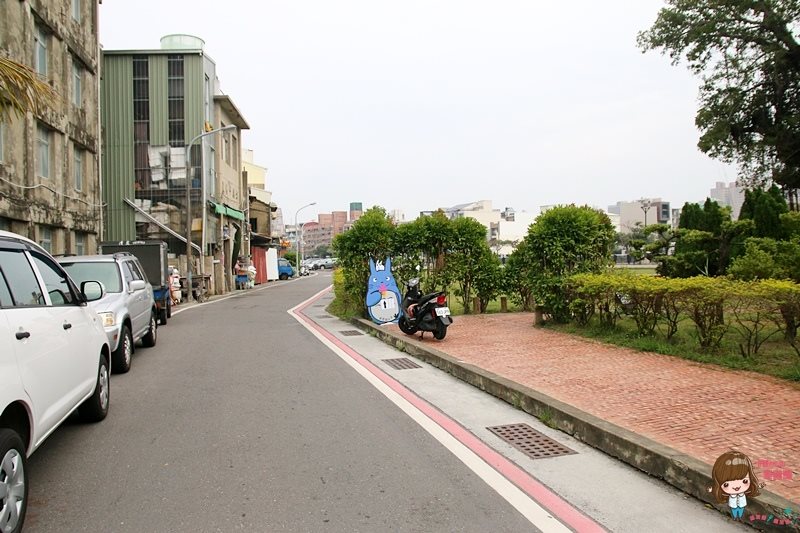 【台南景點】安平貓小巴 貓車站巴士,來龍貓公車站拍照打卡吃冰 @Alina 愛琳娜 【台南景點】安平貓小巴 貓車站巴士,來龍貓公車站拍照打卡吃冰 @Alina 愛琳娜